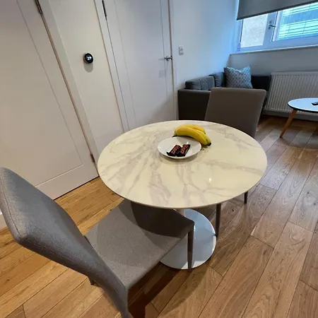 Trendy Apartment In A Central Location Croydon Extérieur photo