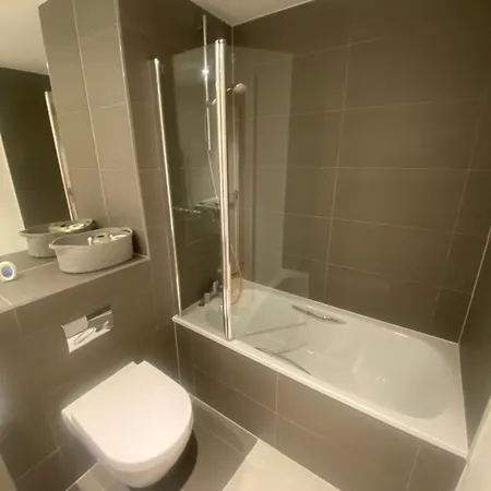 Trendy Apartment In A Central Location Croydon Extérieur photo
